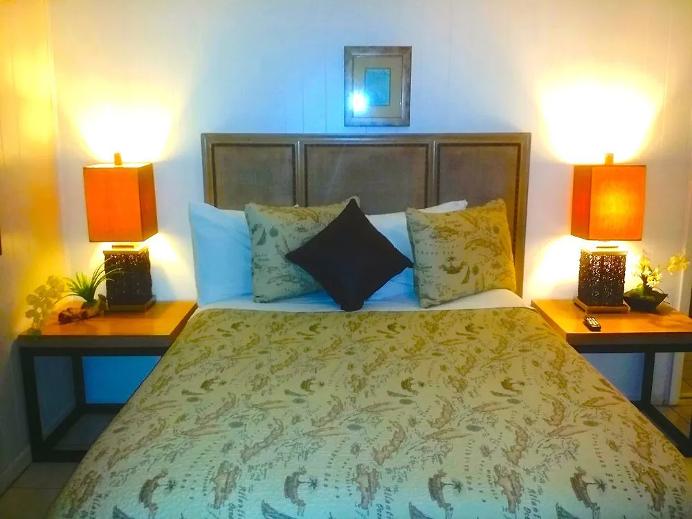 Old Town Suites Key West Guest house